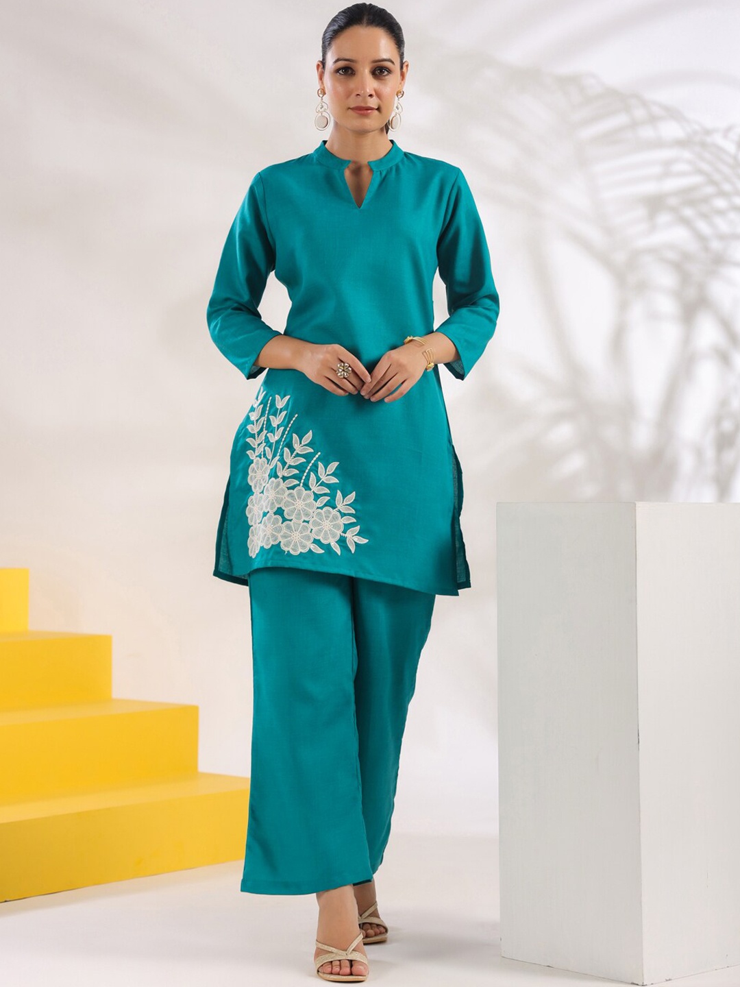 

Yufta Floral Embroidered Regular Pure Cotton Co-Ords, Turquoise blue