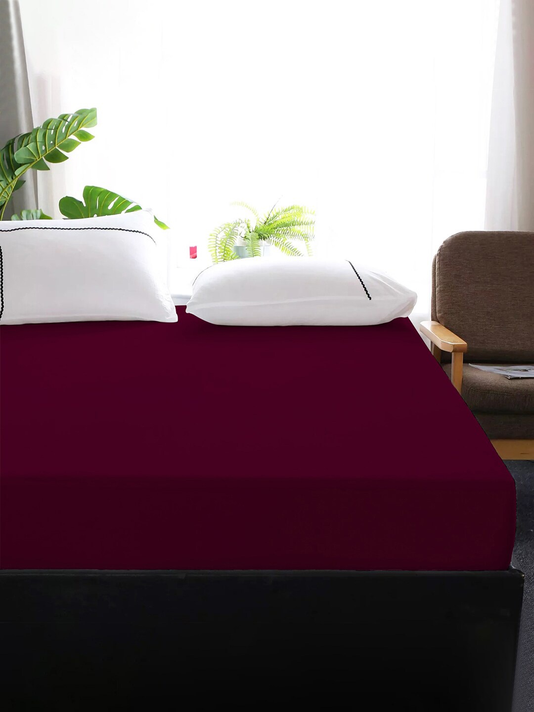 

Cloth Fusion Waterproof Cotton Feel Terry Mattress Protector King Size, Maroon