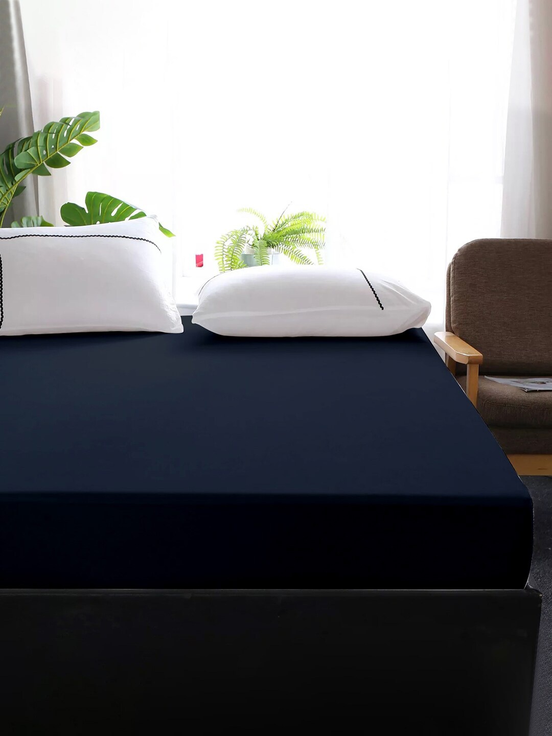 

Cloth Fusion Waterproof Cotton Feel Terry Mattress Protector Queen Size, Navy blue