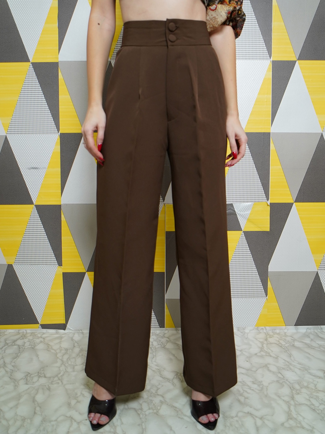 

StyleAsh Women High Rise Relaxed Plain Parallel Trousers, Brown