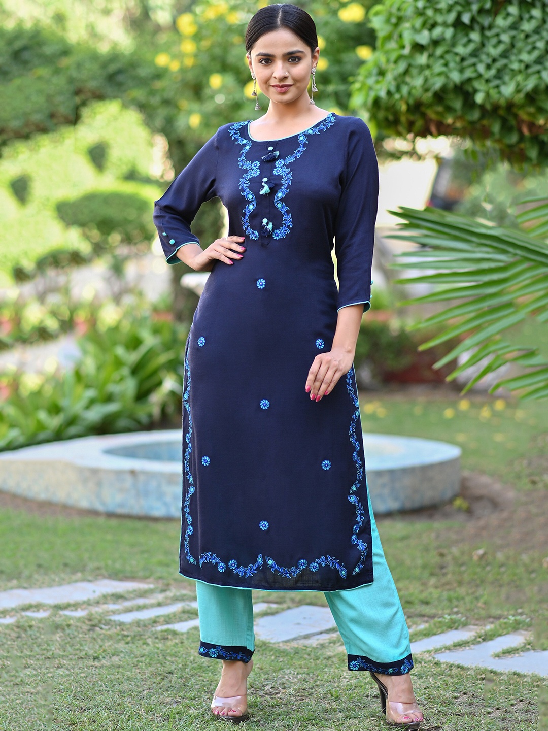 

misbis Floral Embroidered Thread Work Kurta with Palazzos, Blue