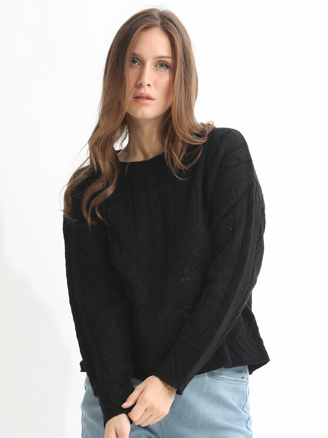 

RAREISM Self Design Drop-Shoulder Sleeves Knitted Pullover Sweater, Black
