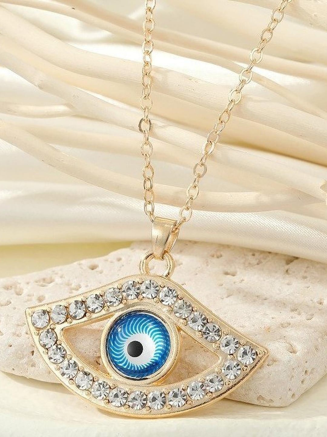 

VAGHBHATT Gold-Plated Pendant With Chain