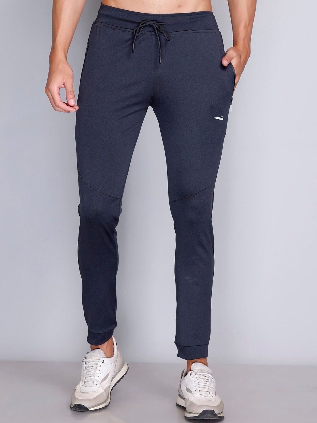 

GDX Sports Men Mid-Rise Cotton Track Pants, Grey