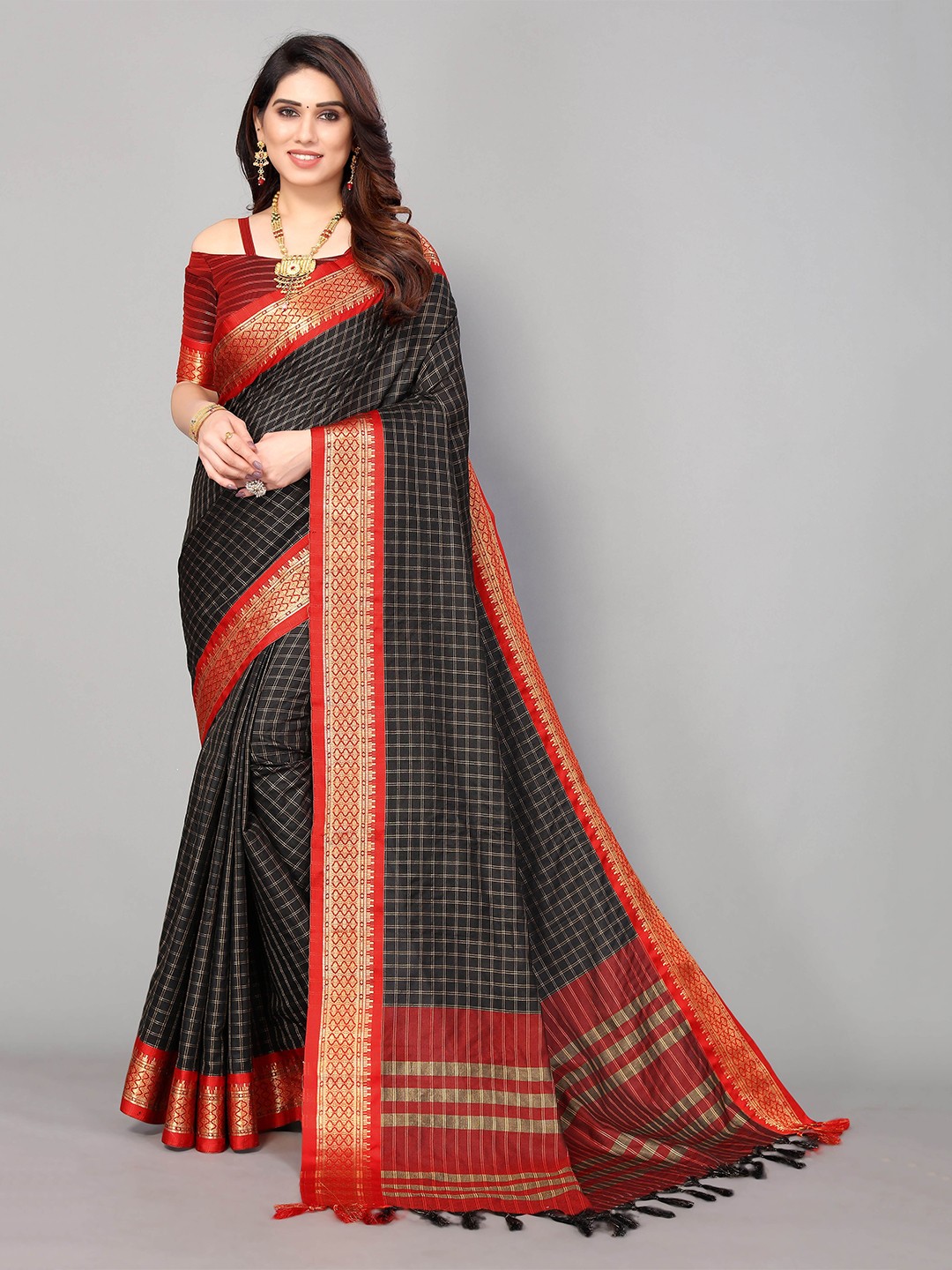 

KALINI Checked Zari Banarasi Saree, Black