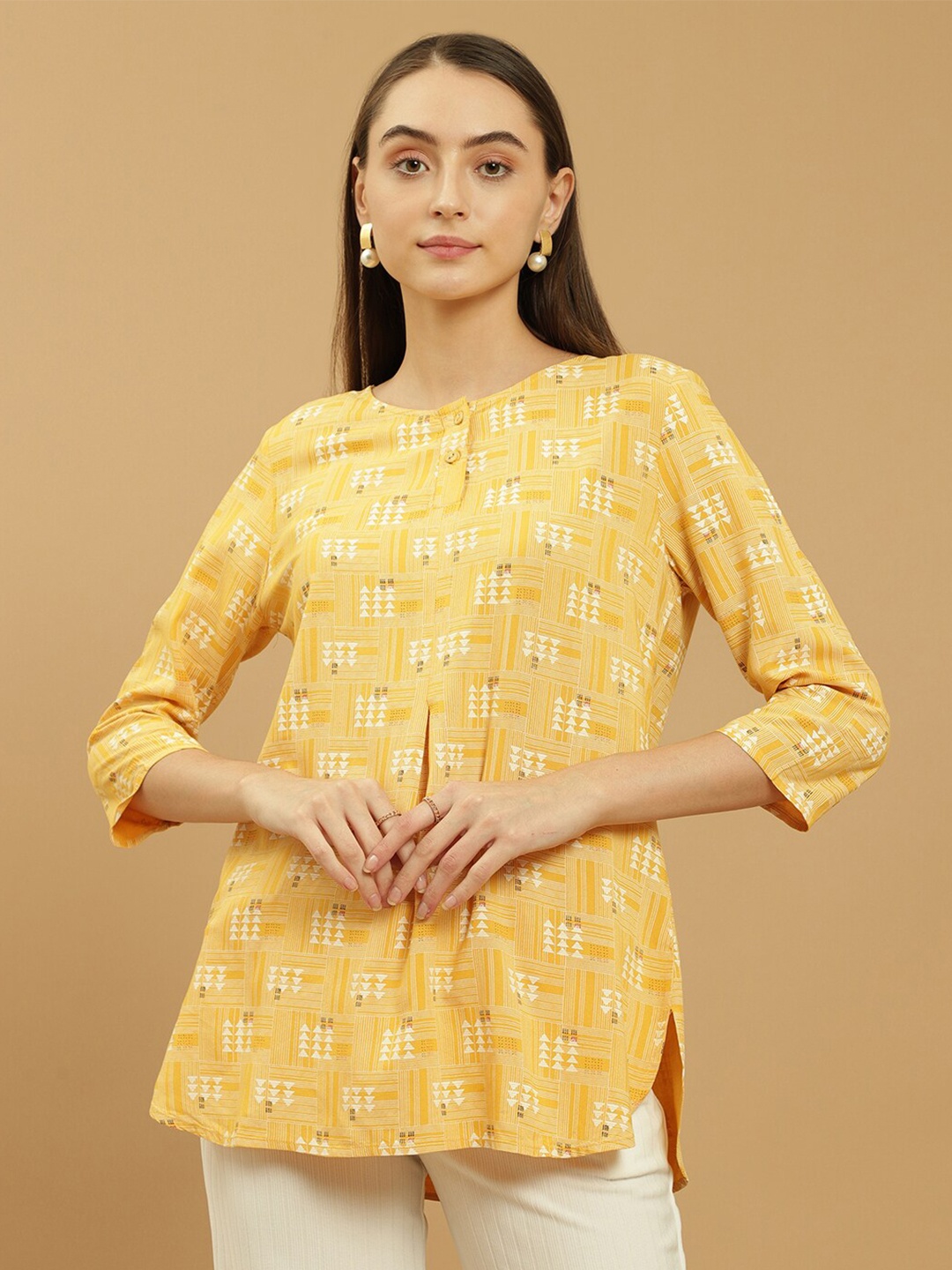 

Beatnik Geometric Printed Straight Kurti, Yellow
