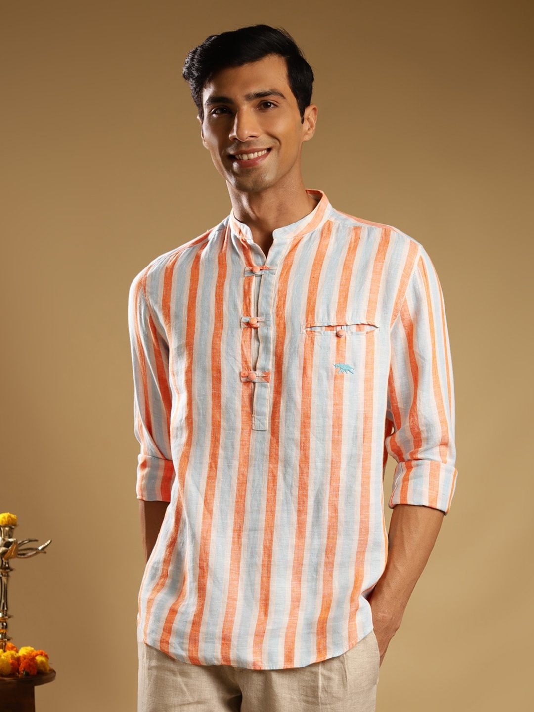 

Andamen Striped Mandarin Collar Linen Kurta, Orange