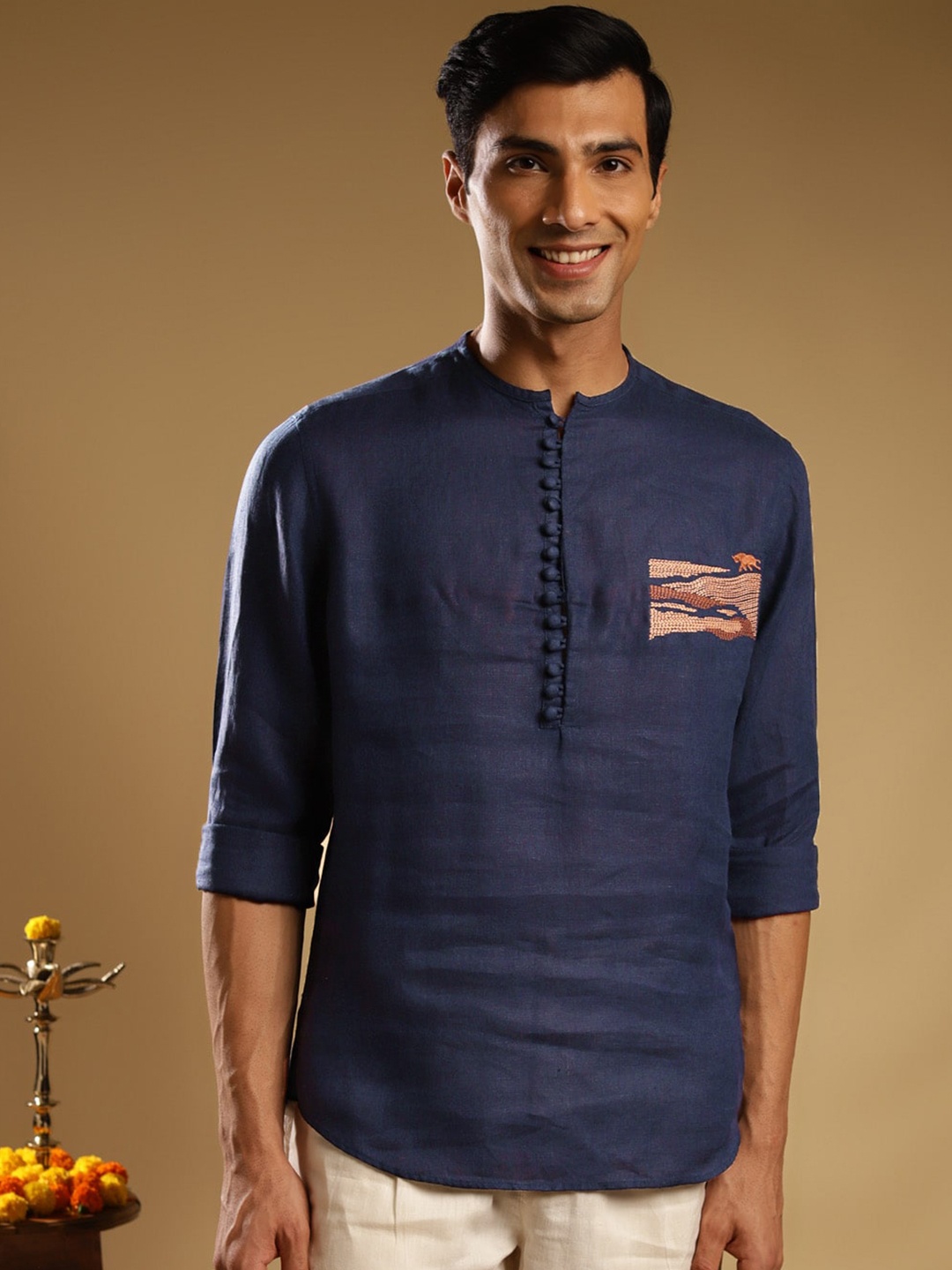 

Andamen Mandarin Collar Linen Kurta, Navy blue