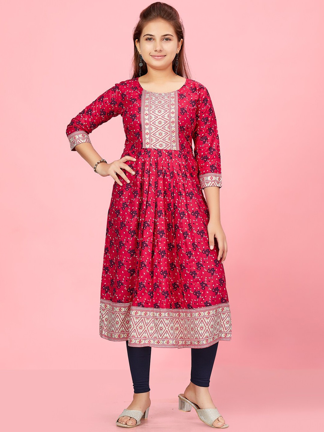 

Aarika Girls Paisley Printed Anarkali Kurta, Pink