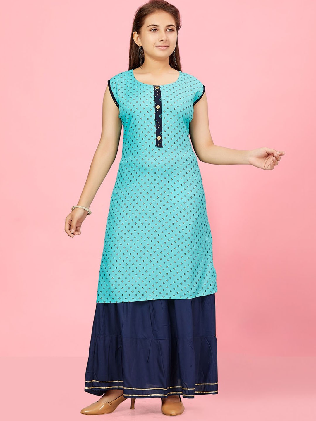 

Aarika Girls Geometric Printed Straight Kurta, Turquoise blue