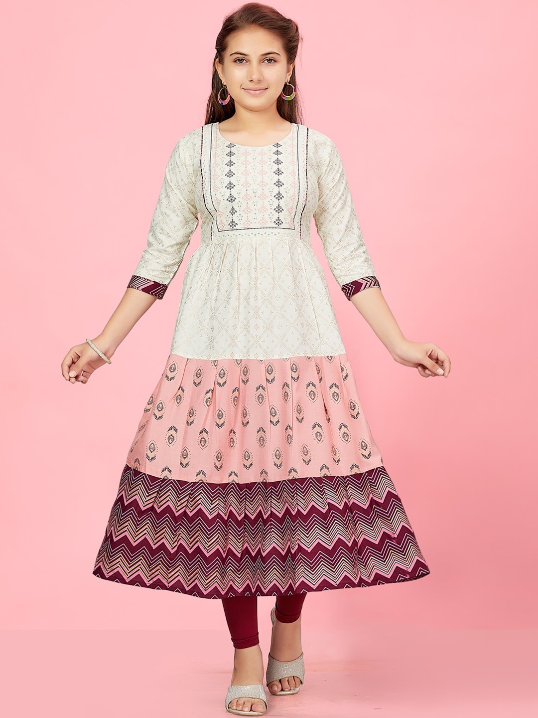 

BAESD Girls Ethnic Motifs Yoke Design Pleated Sequinned Pure Cotton Kurta With Leggings, Cream