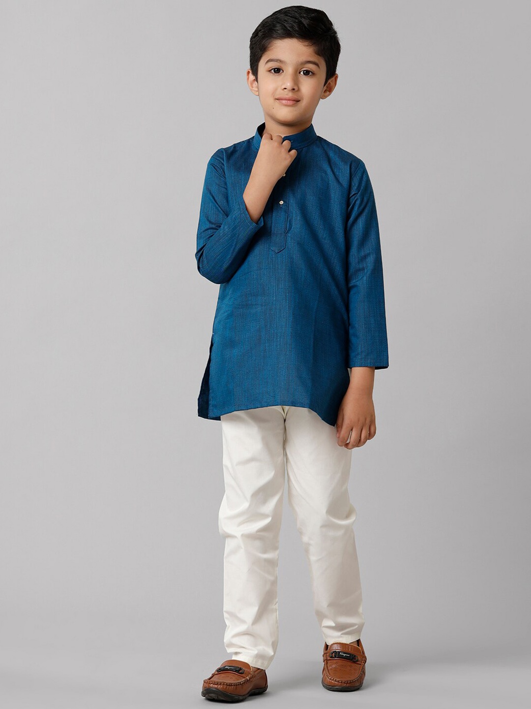 

Ramraj Boys Straight Kurta With Pyjamas, Blue