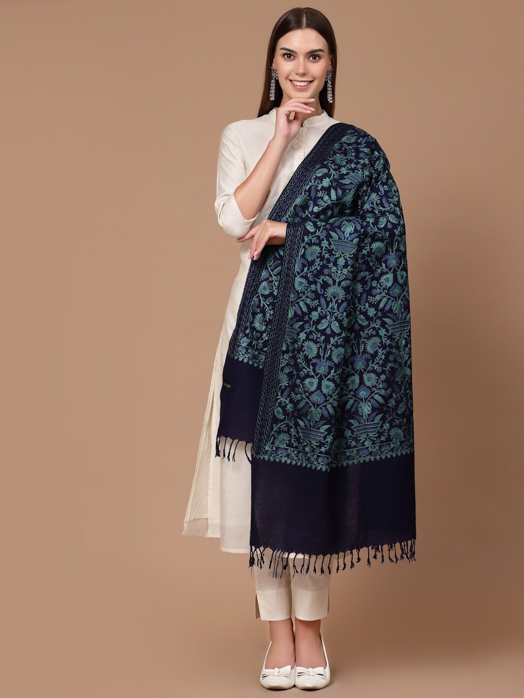 

SWI Stylish Paisley Embroidered Woolen Shawl, Navy blue