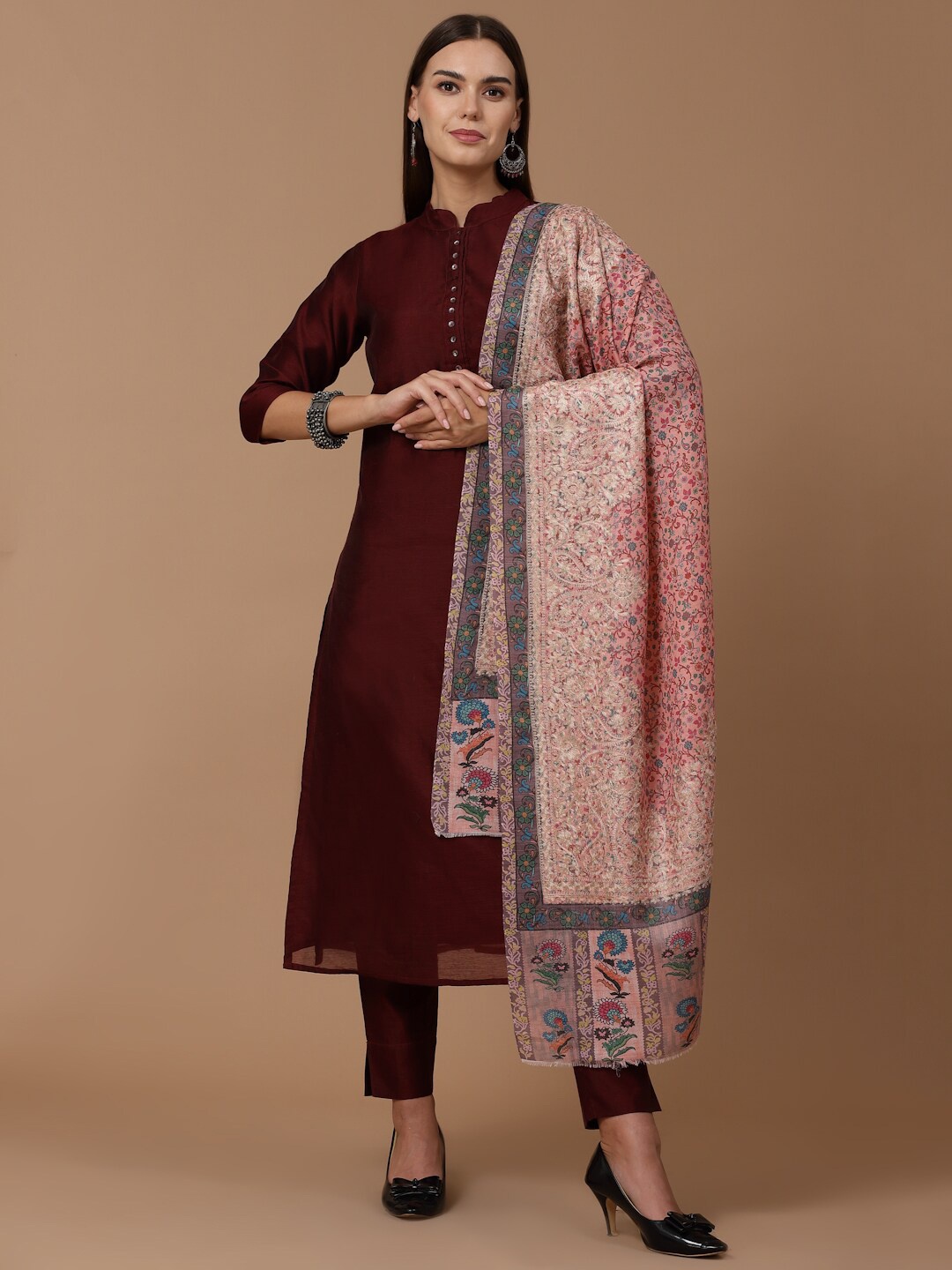 

SWI Stylish Floral Printed & Aari Embroidered Shawl, Peach