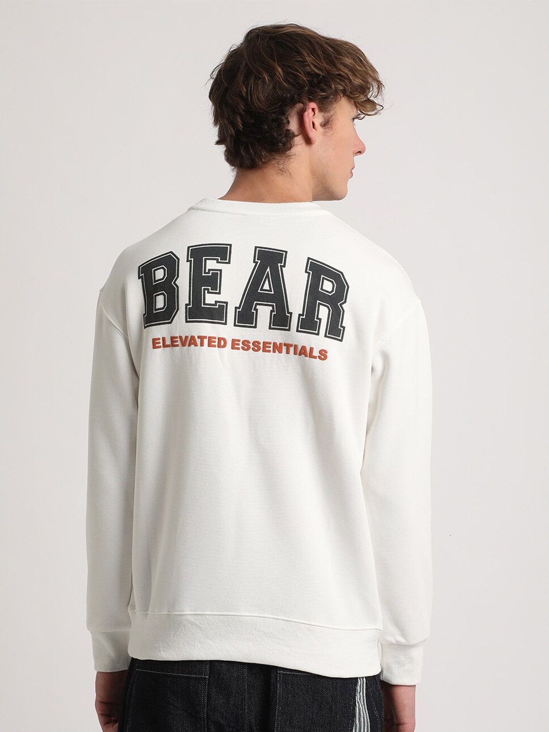 

THE BEAR HOUSE Typography Printed Pullover Sweatshirt, White