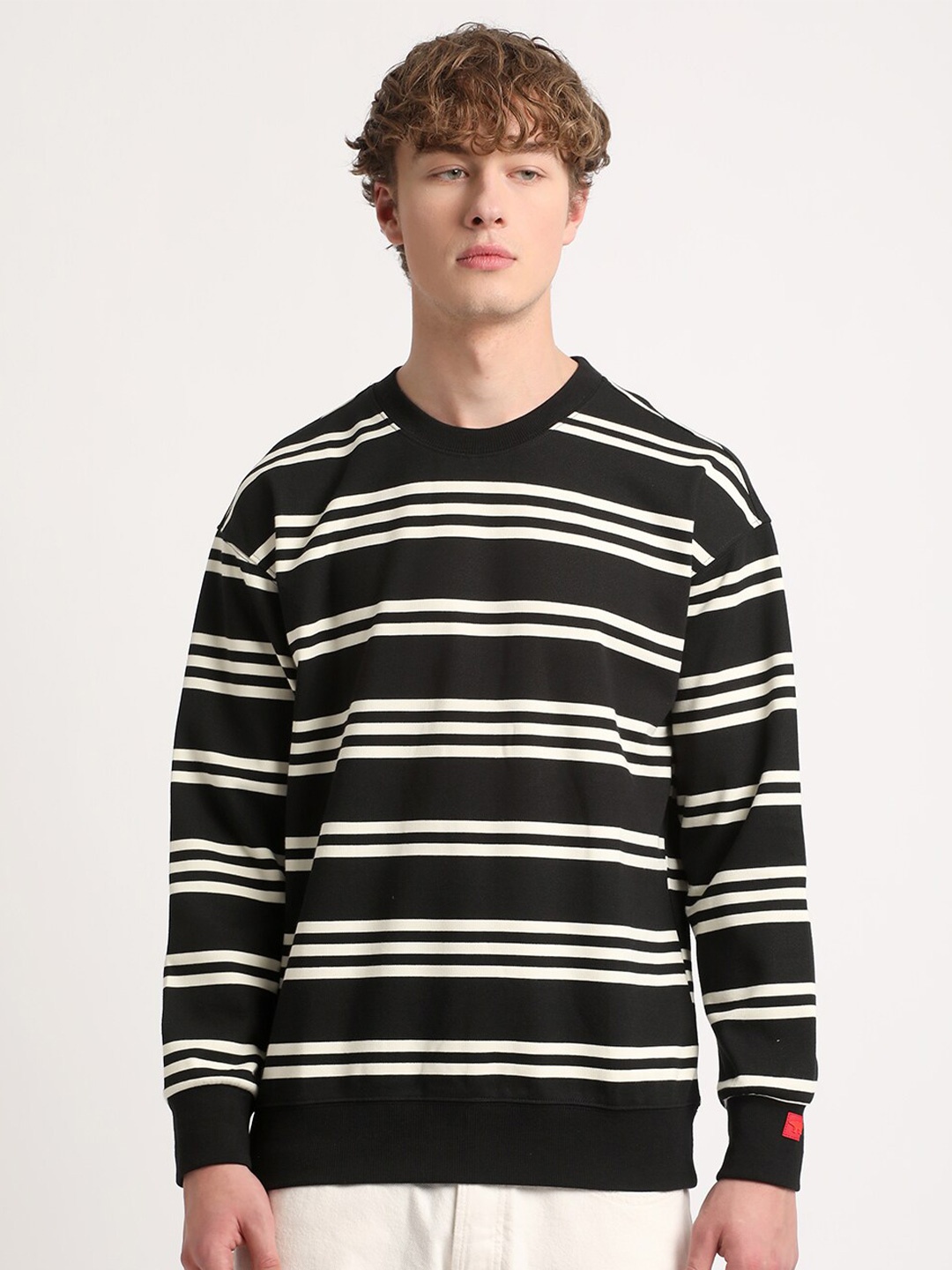 

THE BEAR HOUSE Striped Pullover Sweatshirt, Black
