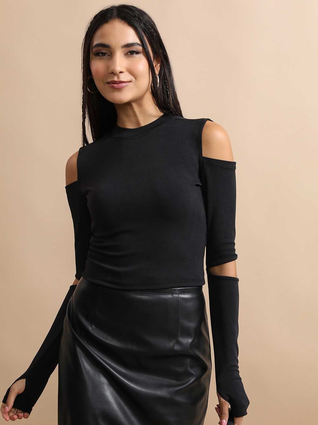 

Tokyo Talkies Black Cold-Shoulder Fitted Crop Top