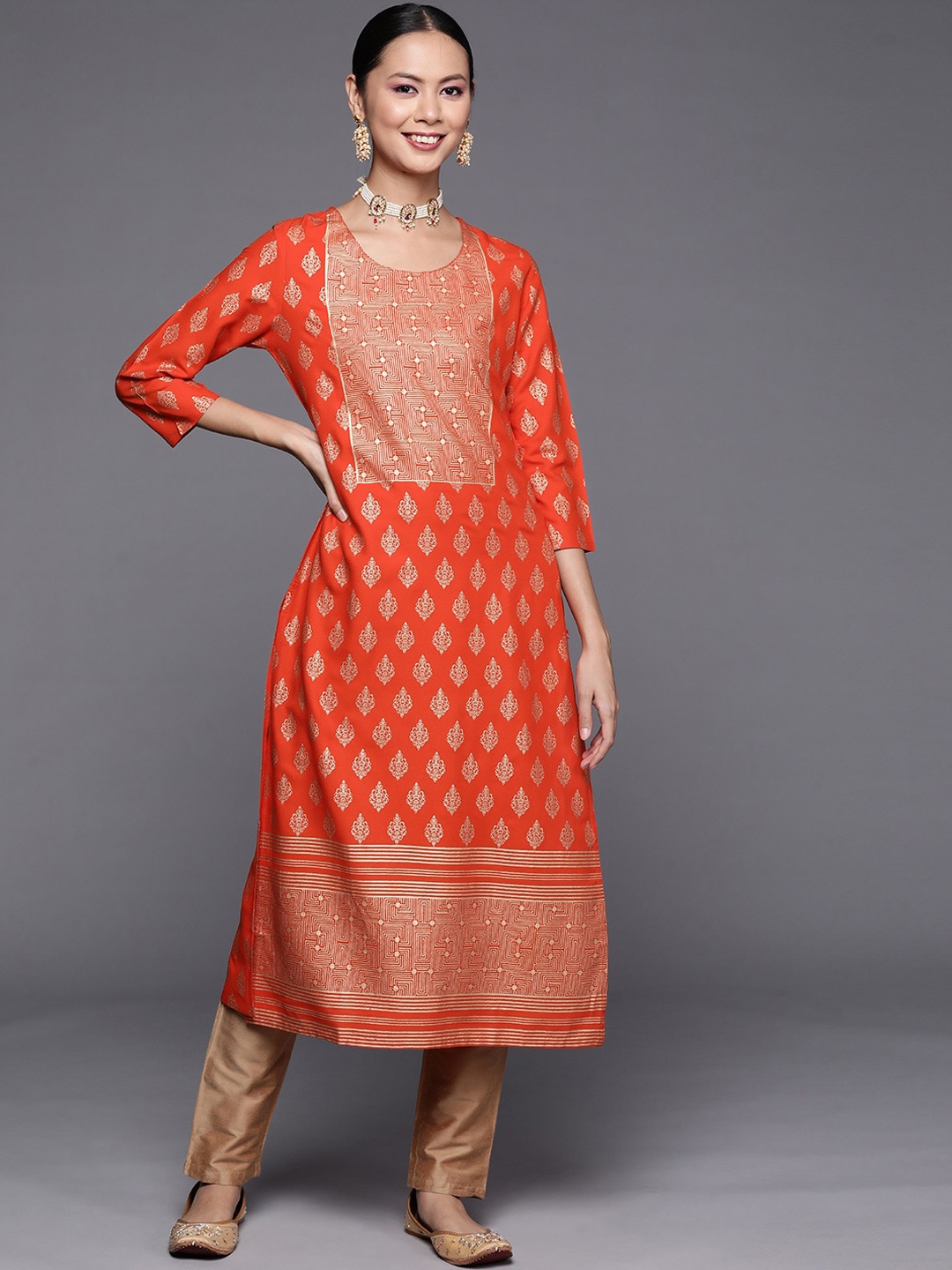 

Varanga Ethnic Motifs Printed Straight Kurta, Orange