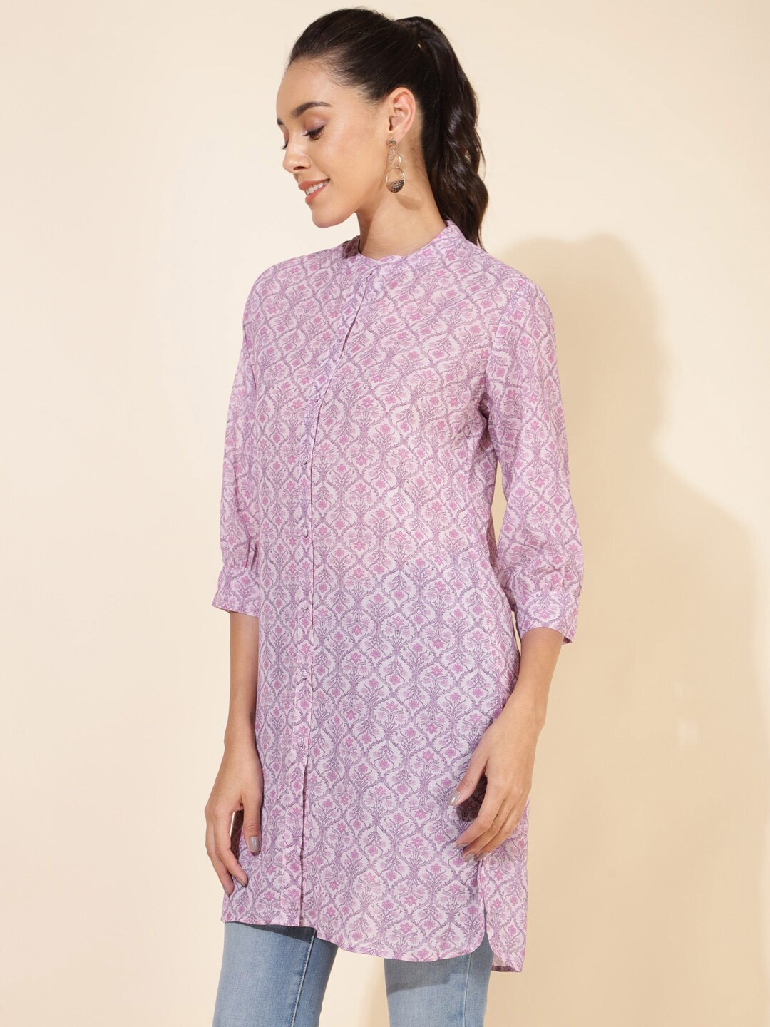 

Janasya Pink Ethnic Motifs Printed Mandarin Collar Georgette Straight Kurta
