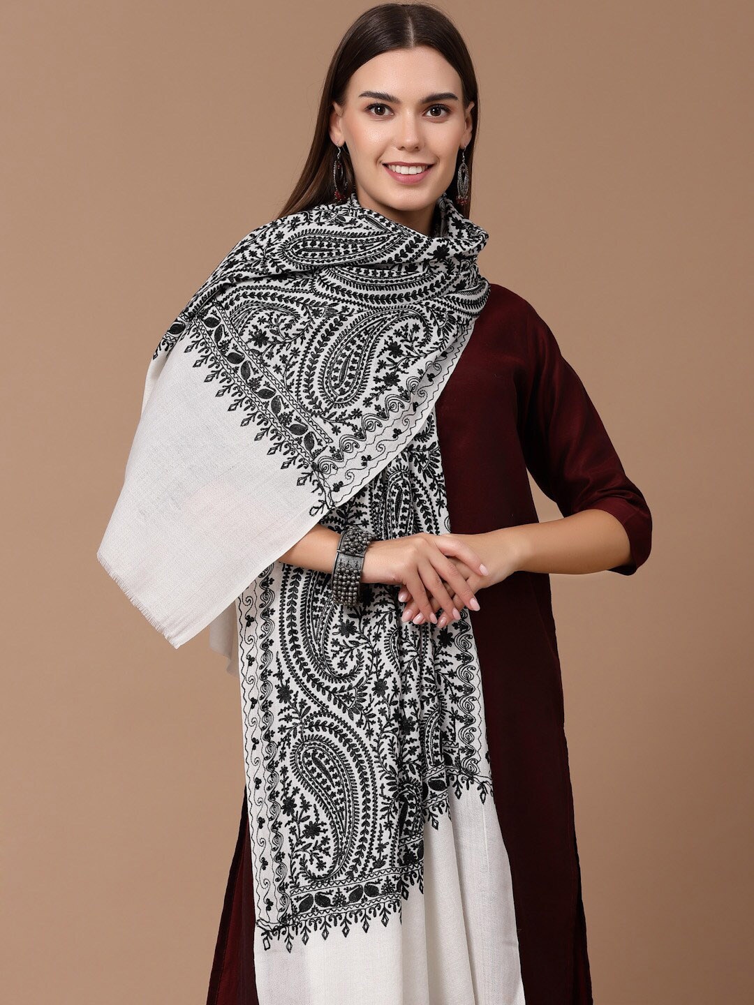

SWI Stylish Floral Embroidery Aari Work Shawl, Black