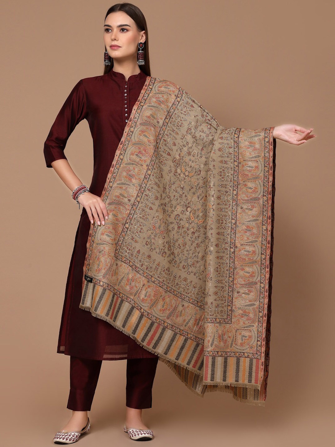 

SWI Stylish Ethnic Motif Zari Kani Shawl, Beige