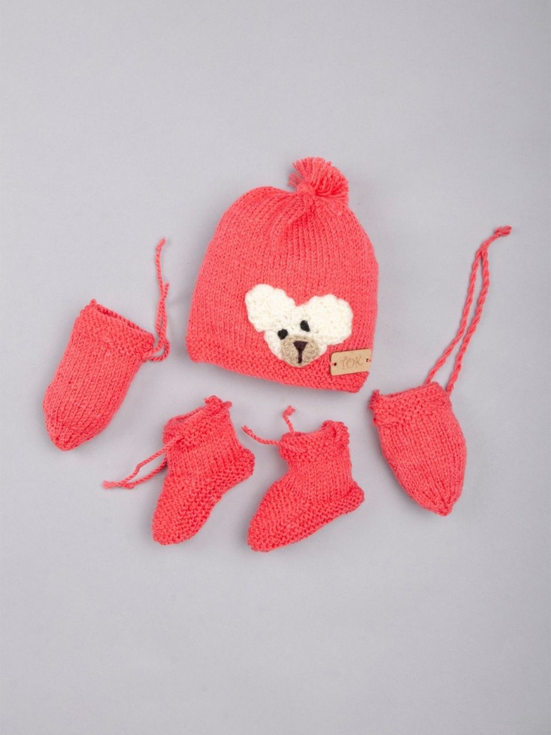 

The Original Knit Kids Acrylic Knitted Beanie With Socks & Mittens, Red