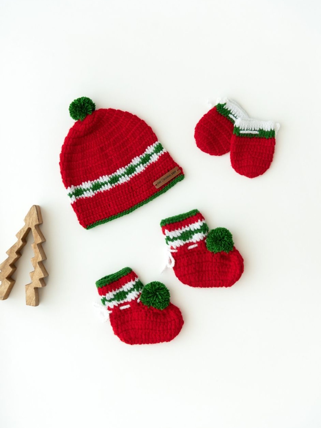 

The Original Knit Infants Self Design Acrylic Beanie With Mittens & Socks, Red