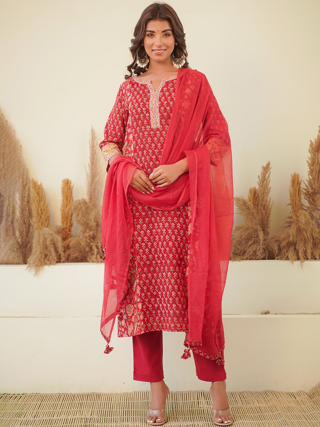 

JAIPURIBANNO Floral Printed Pure Cotton Straight Kurta & Trousers With Dupatta, Red