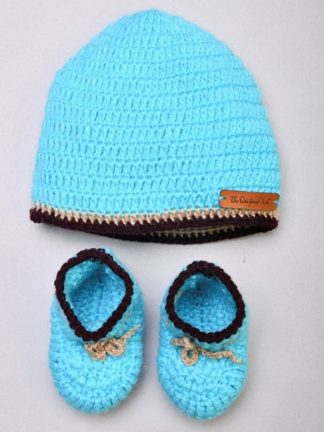 

The Original Knit Kids Self Design Acrylic Beanie Cap With Socks, Blue