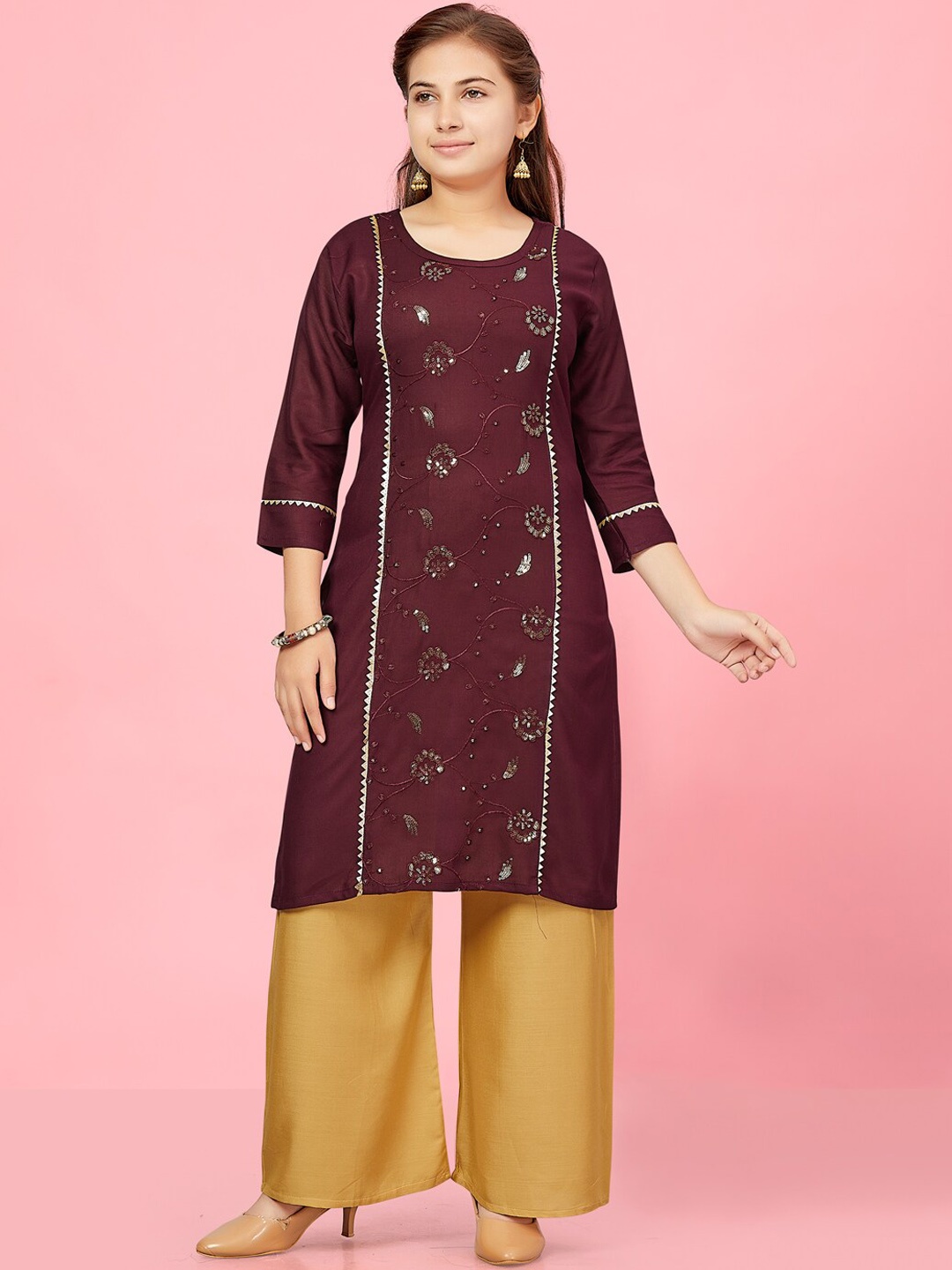 

BAESD Girls Geometric Embellished Cotton Kurta, Burgundy