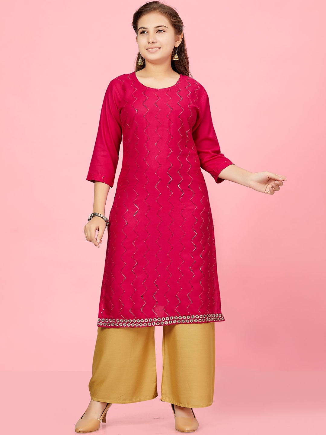 

BAESD Girls Embellished Round Neck Pure Cotton Kurta, Pink