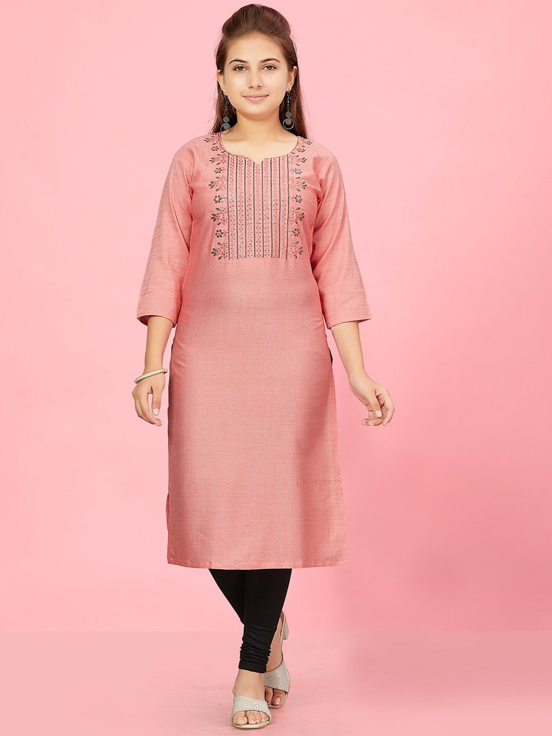 

BAESD Girls Ethnic Motifs Embroidered Regular Sequinned Pure Cotton Kurta With Leggings, Peach