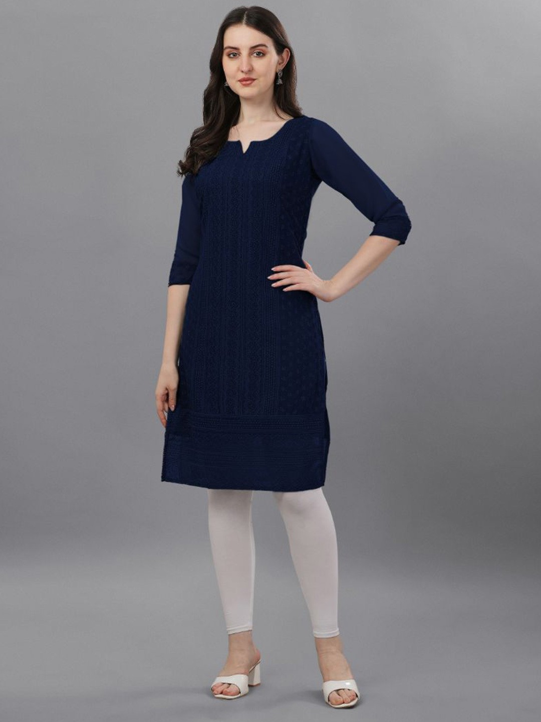 

KALINI Ethnic Motifs Embroidered Round Neck Straight Kurta, Navy blue