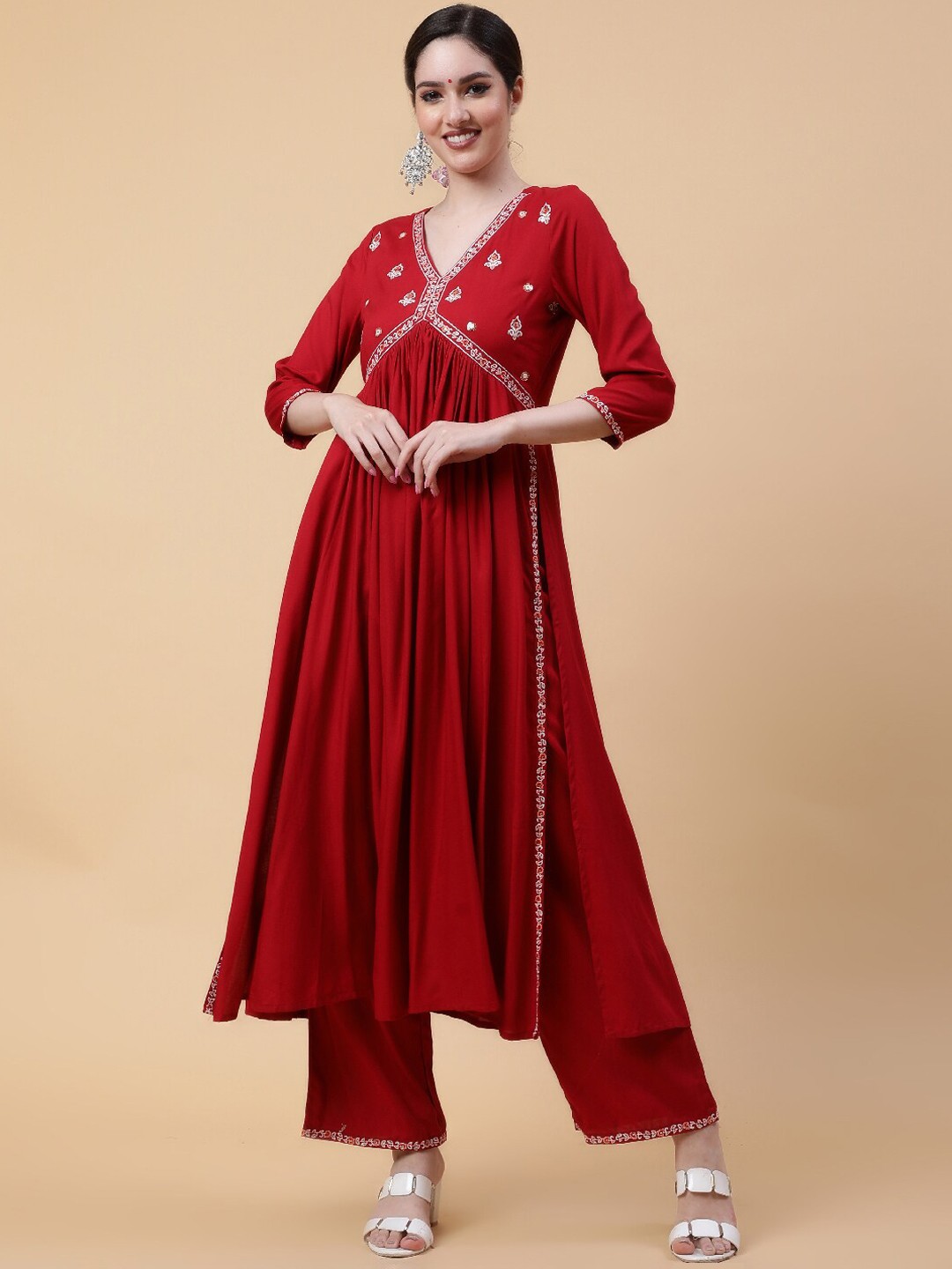 

KIMAYRA Floral Yoke Design High Slit Mirror Work Kurta with Palazzos, Maroon