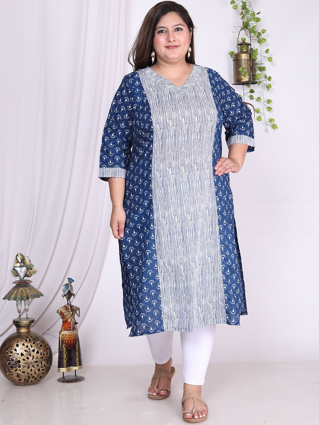 

Swasti Plus Size Ethnic Motifs Printed Cotton Kurta, Blue