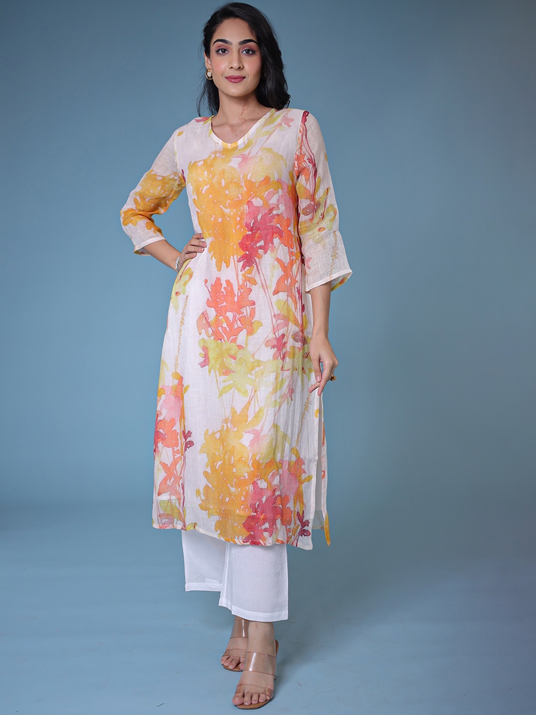 

ZARI Floral Printed Regular Linen Kurta With Palazzos, Orange