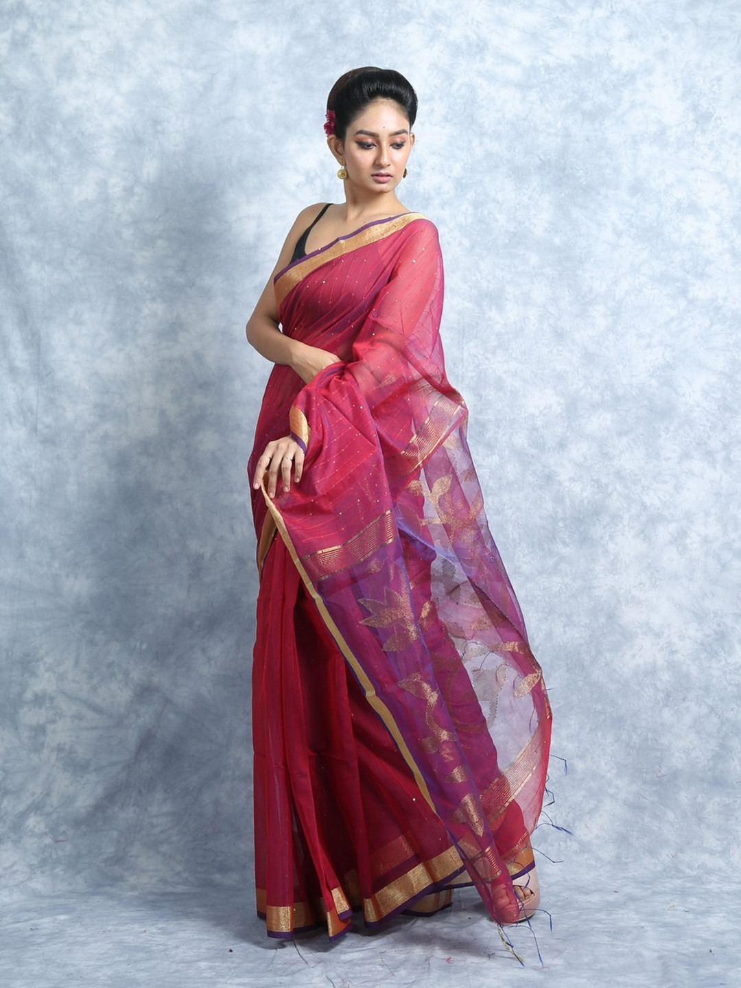 

HERE&NOW Embellished Zari Jamdani Saree, Purple
