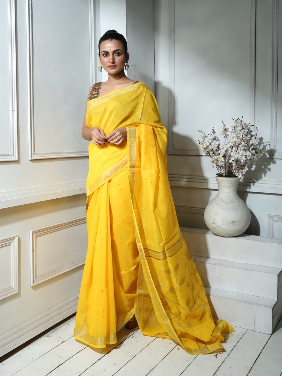 

HERE&NOW Yellow Embellished Sequinned Saree