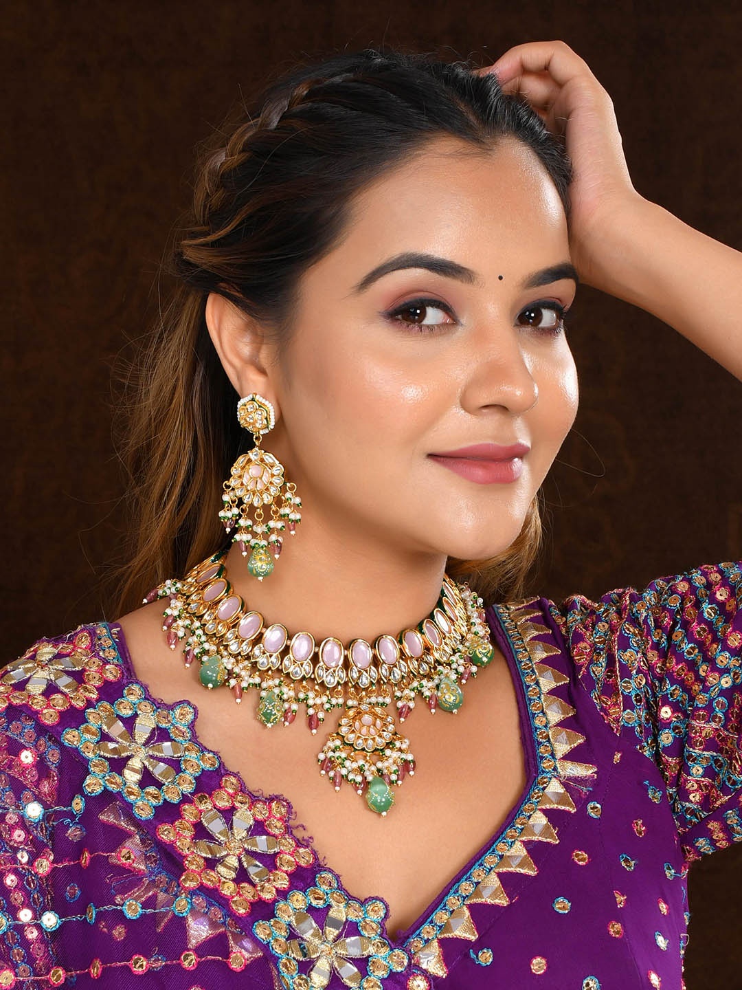 

DASTOOR Gold-Plated Kundan-studded & Beaded Jewellery Set