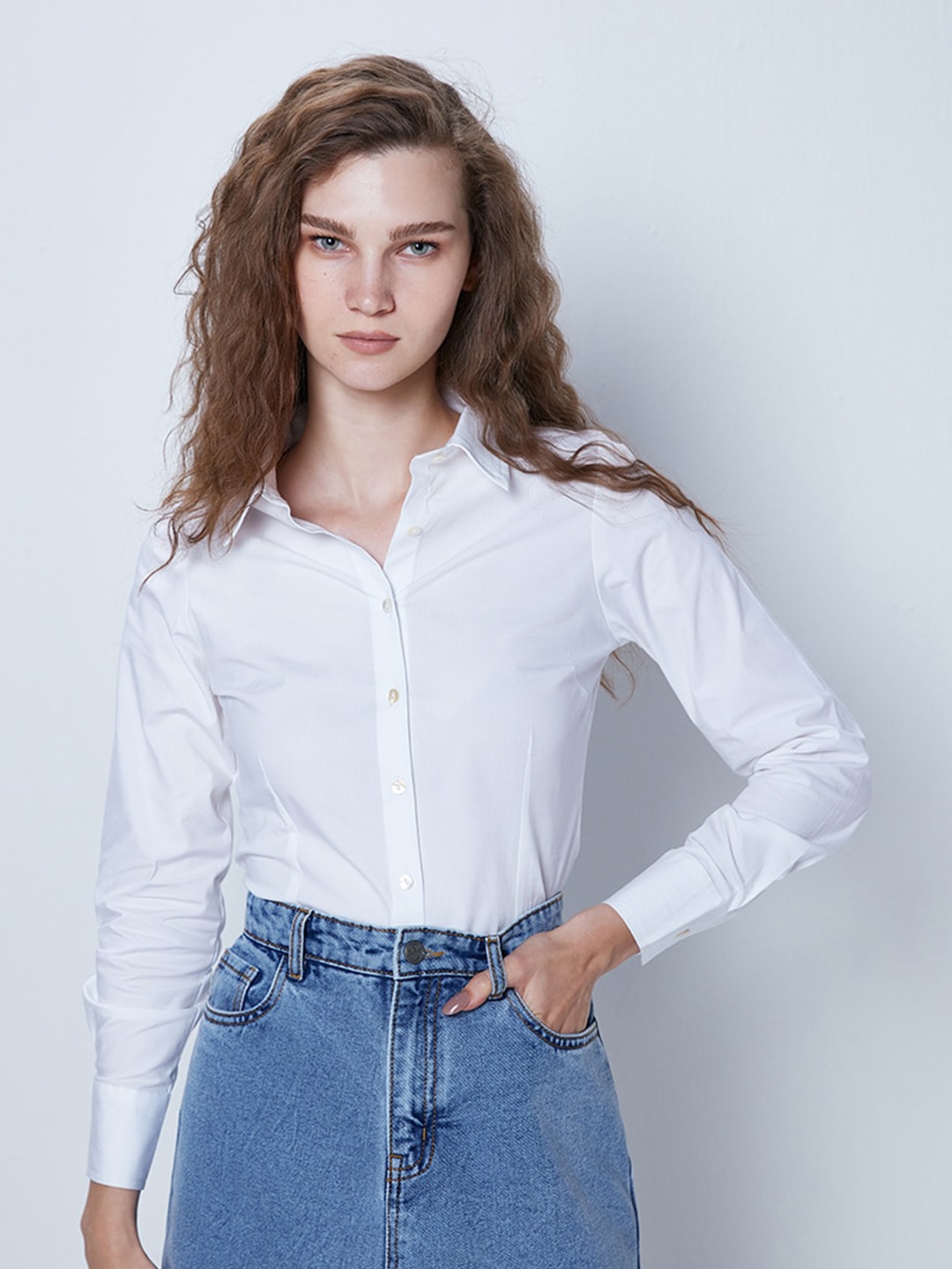 

COVER STORY White Spread Collar Long Sleeve Regular Fit Casual Shirt
