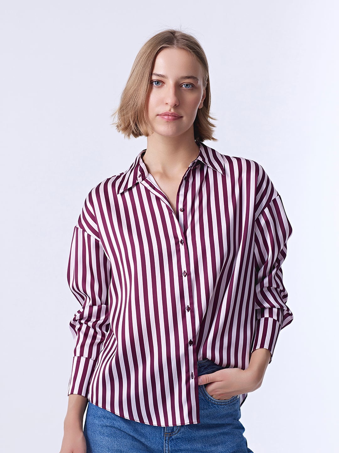 

COVER STORY White Striped Spread Collar Long Sleeve Casual Shirt