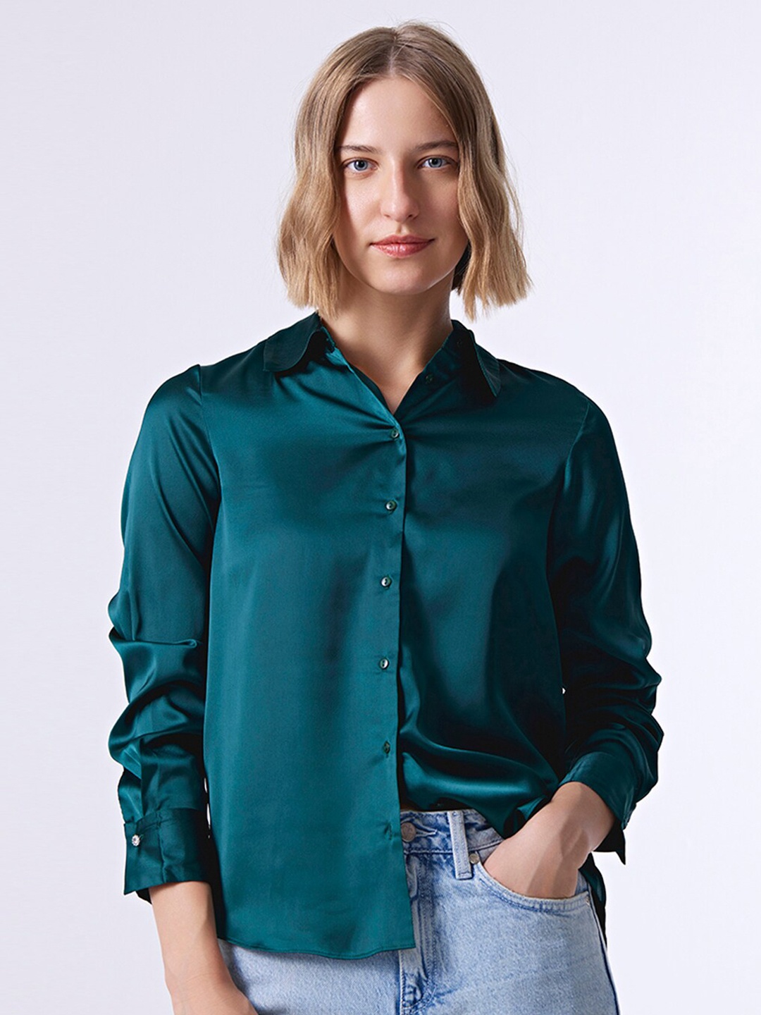 

COVER STORY Green Spread Collar Long Sleeve Regular Fit Casual Shirt