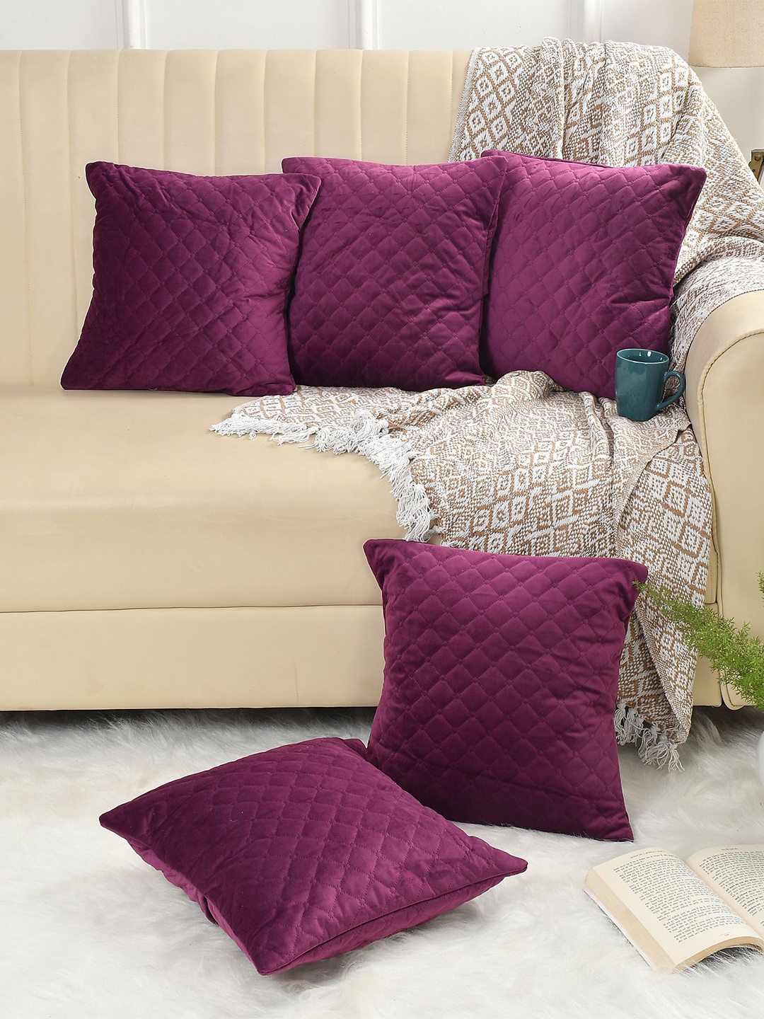 

Florida Purple 5 Pieces Checked Velvet Square Cushion Covers