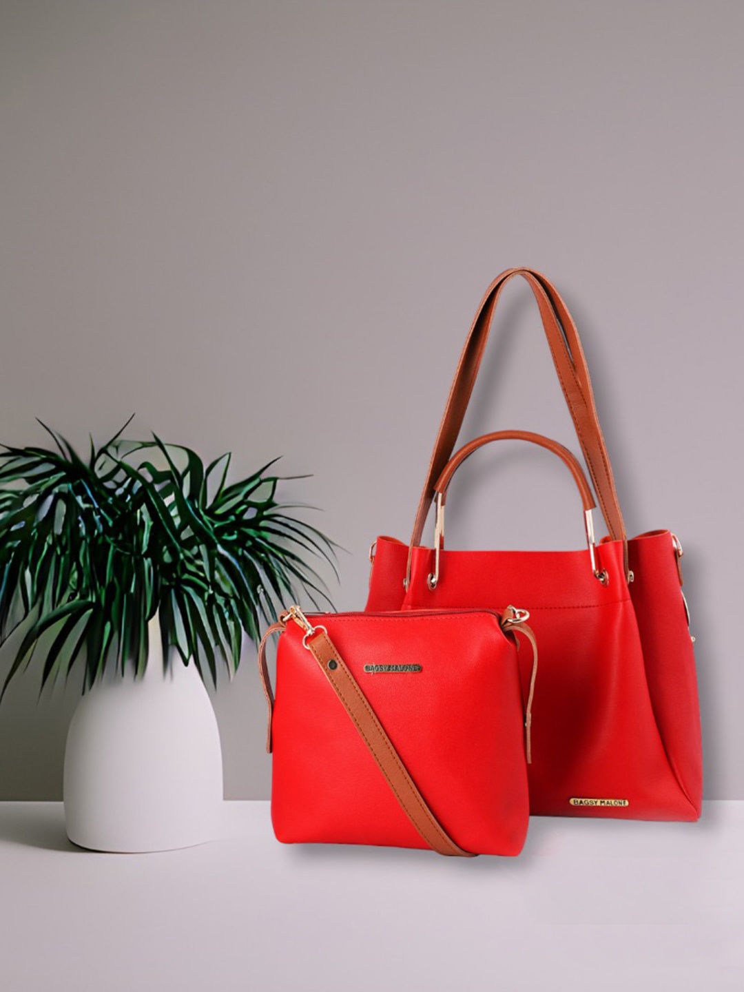 

Bagsy Malone Set of 2 PU Bucket Shoulder Bag with Tasselled, Red