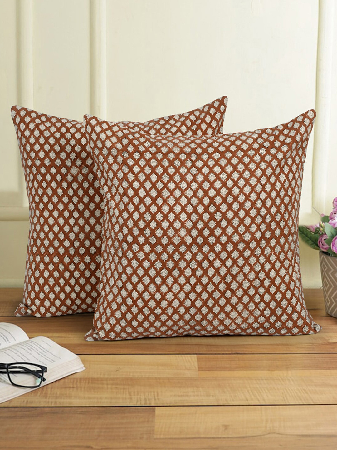 

eyda Rust & White 2 Pieces Ethnic Motifs Cotton Square Cushion Covers