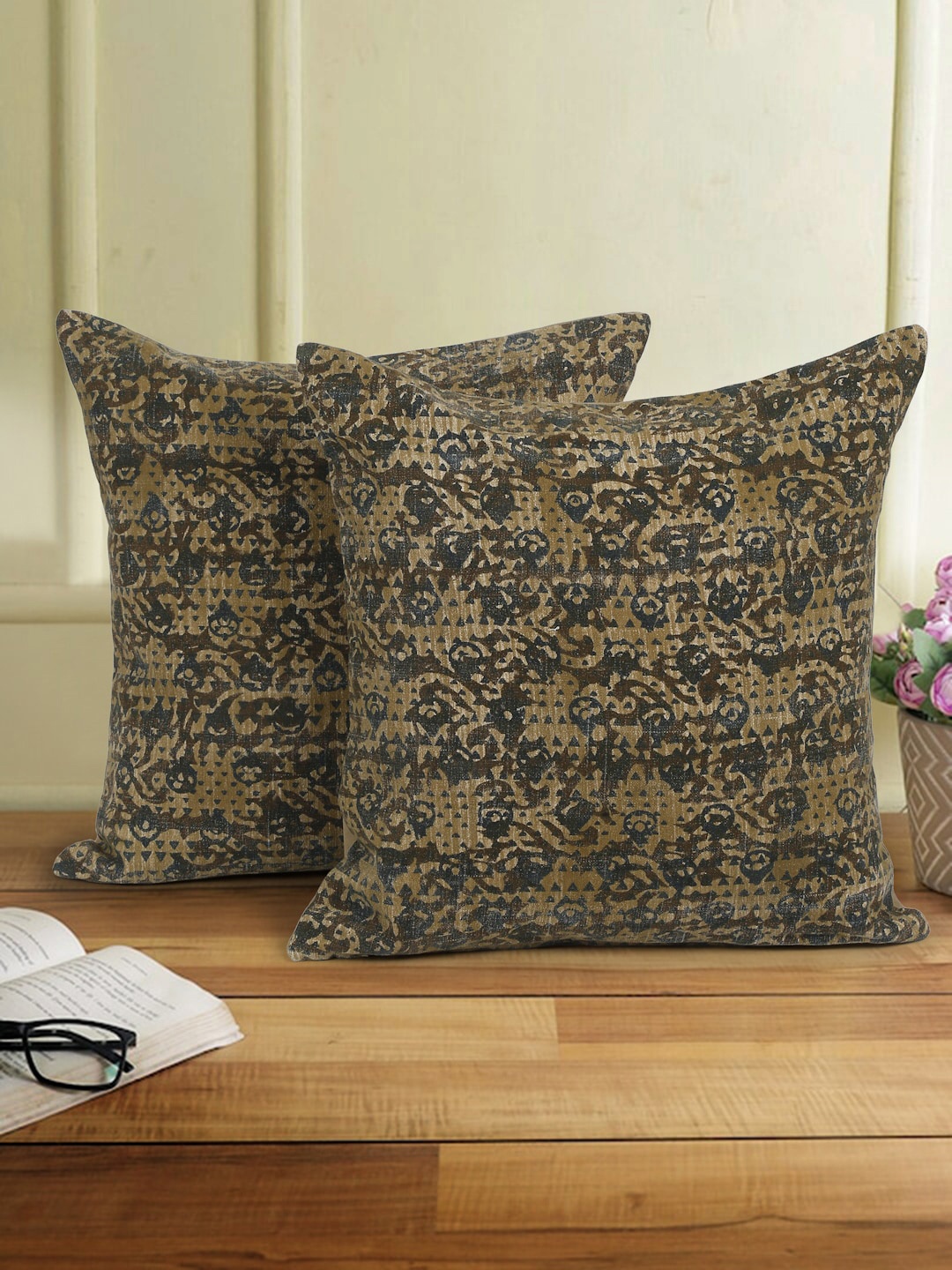 

eyda 2 Pcs Green Ethnic Motifs Cotton Square Cushion Covers