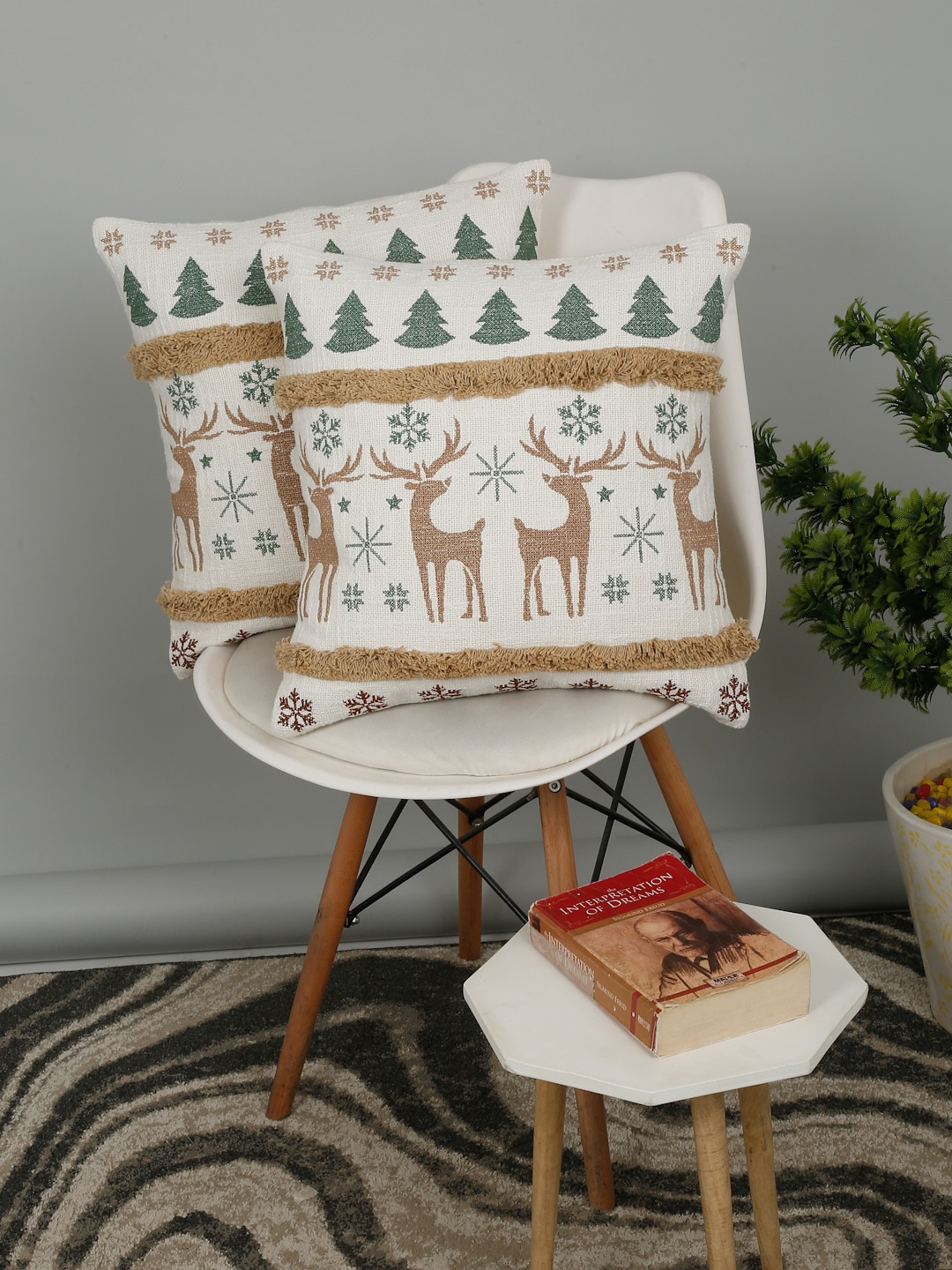 

eyda White & Beige 2-Pieces Ethnic Motifs Cotton Square Cushion Covers