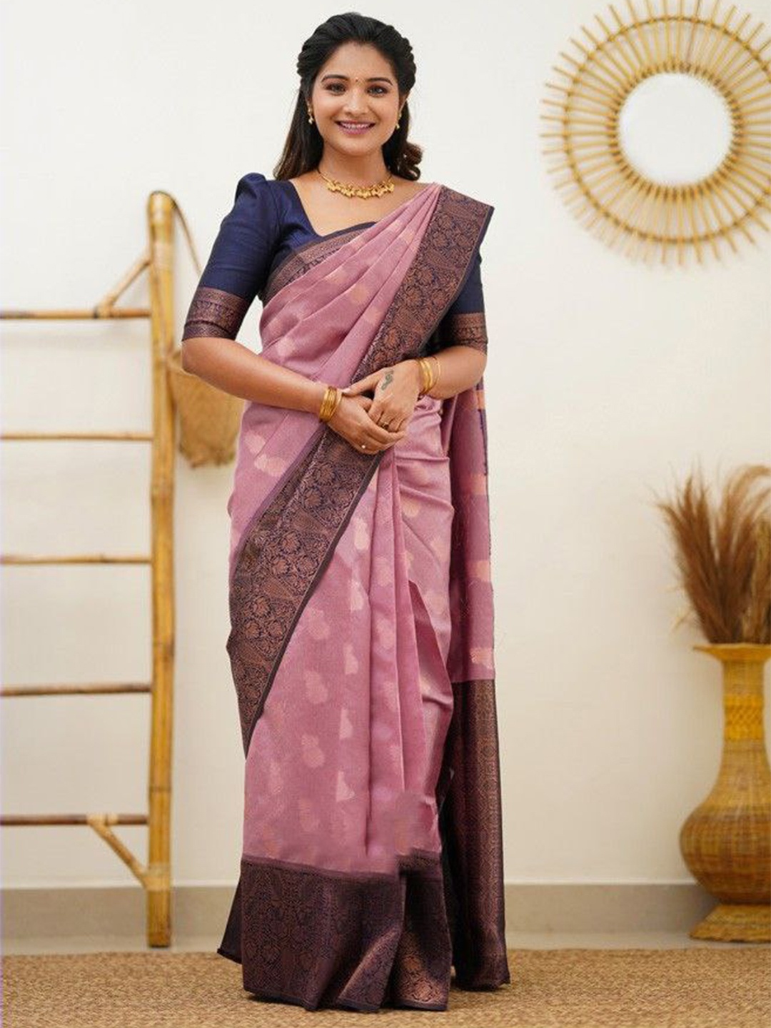 

TIEXA Ethnic Motifs Woven Design Zari Pure Silk Saree, Peach