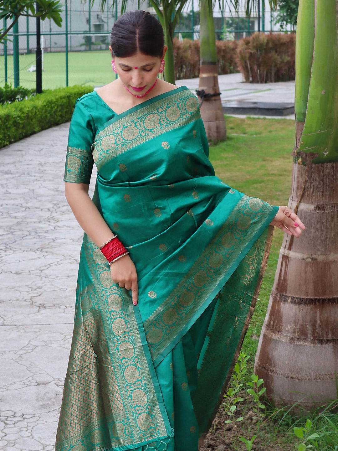 

TIEXA Teal Ethnic Motifs Printed Pure Silk Banarasi Saree