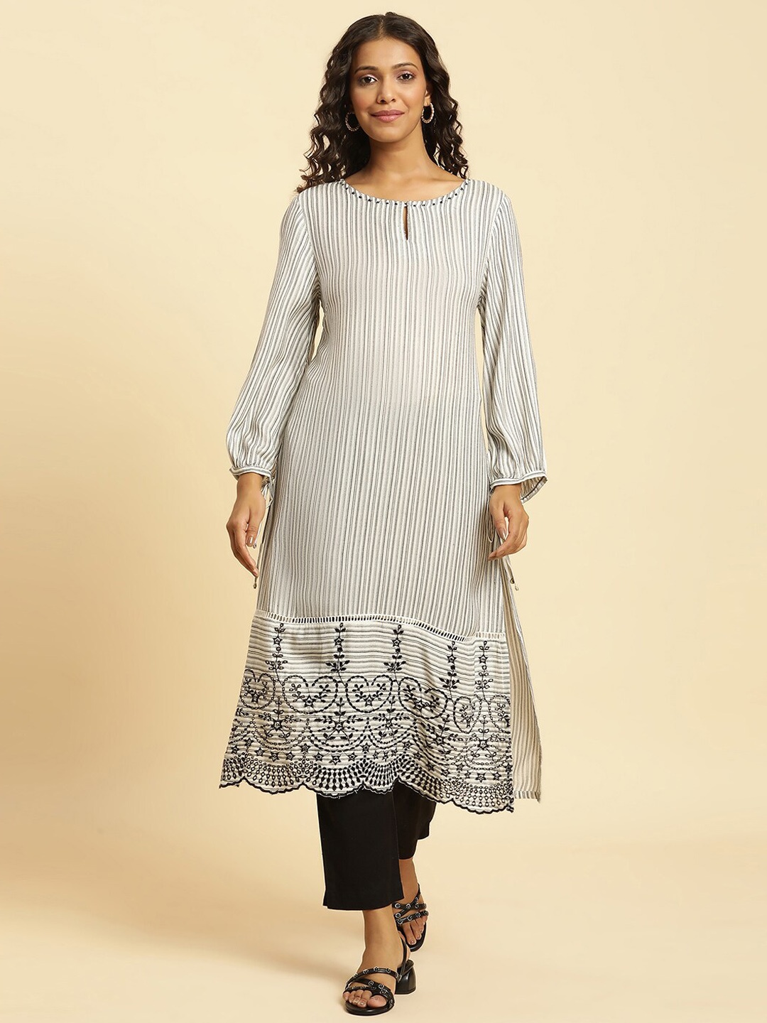 

W Striped Print Rayon Straight Kurta, White